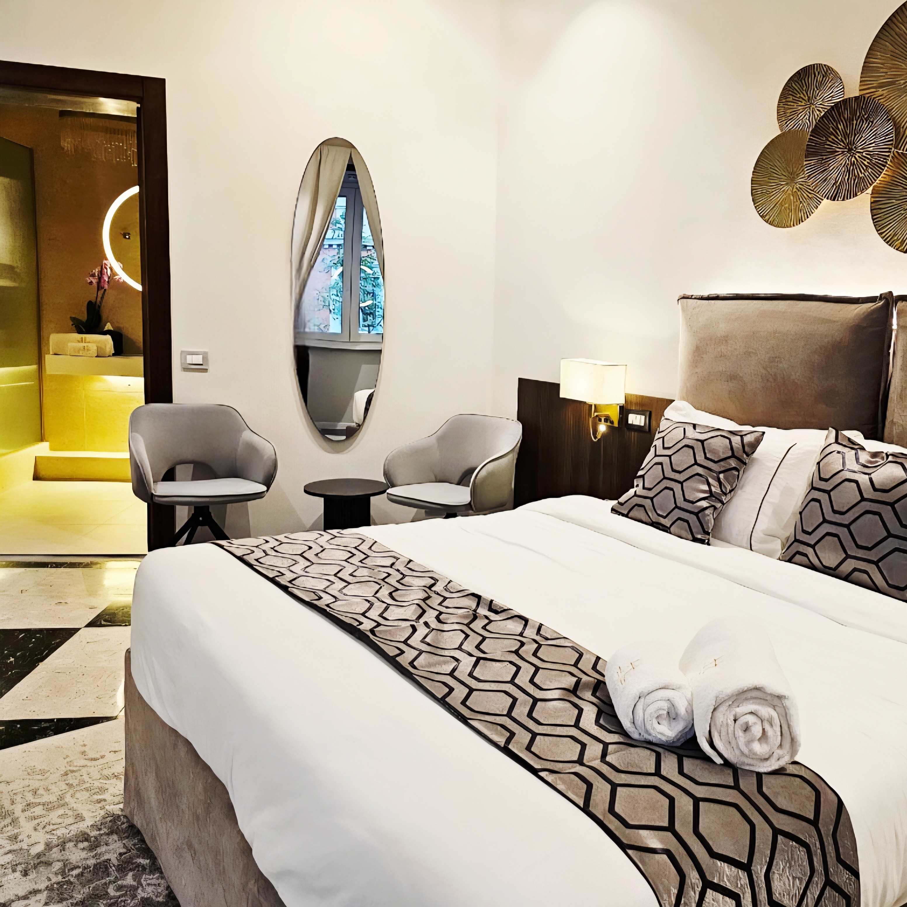 Stoa Suite 1